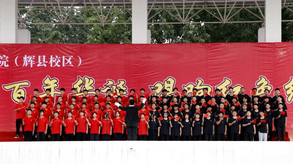 为什么女性要自己赚钱？游戏画面